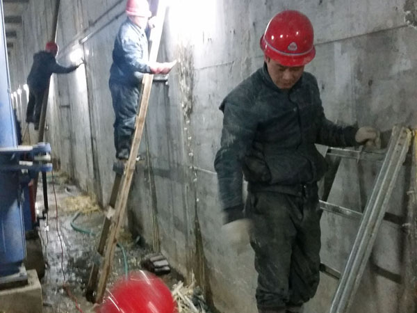 進(jìn)行地下室堵漏施工時(shí)注意哪些問(wèn)題？